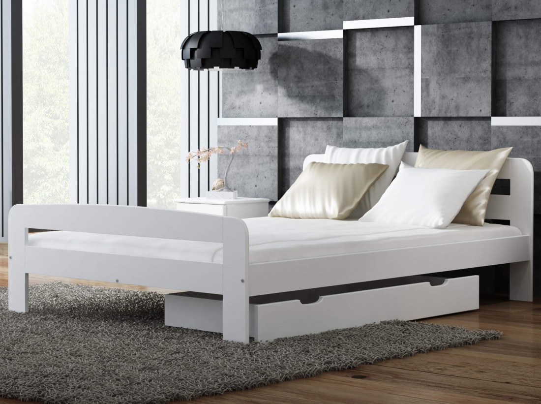 Klaudia140biale2.jpg