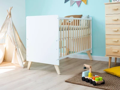 Łóżeczko dziecięce sosnowe Baby Happy  60x120 białe/sosna