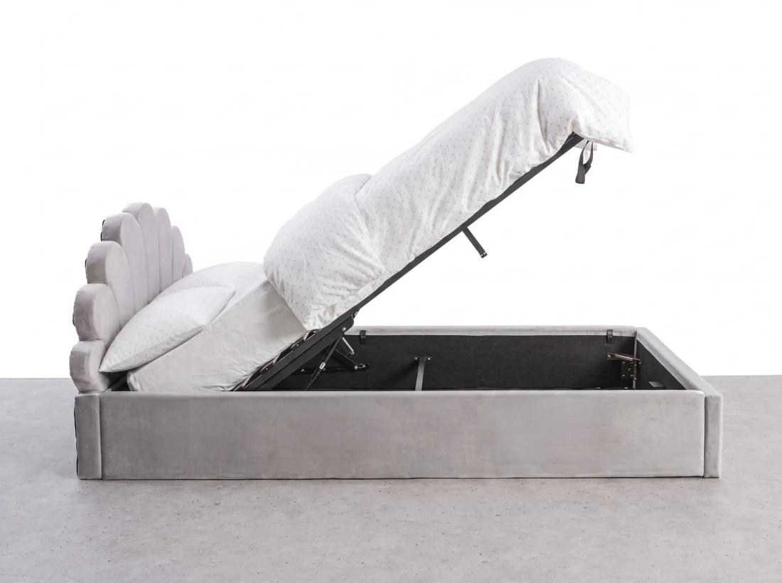 product-scene-1784026261624.jpg